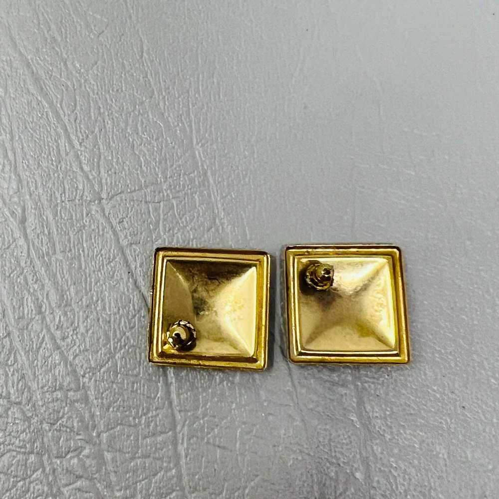 Vintage‎ Purple Swirl Enamel Square Stud Earrings Gold Tone Post Backs